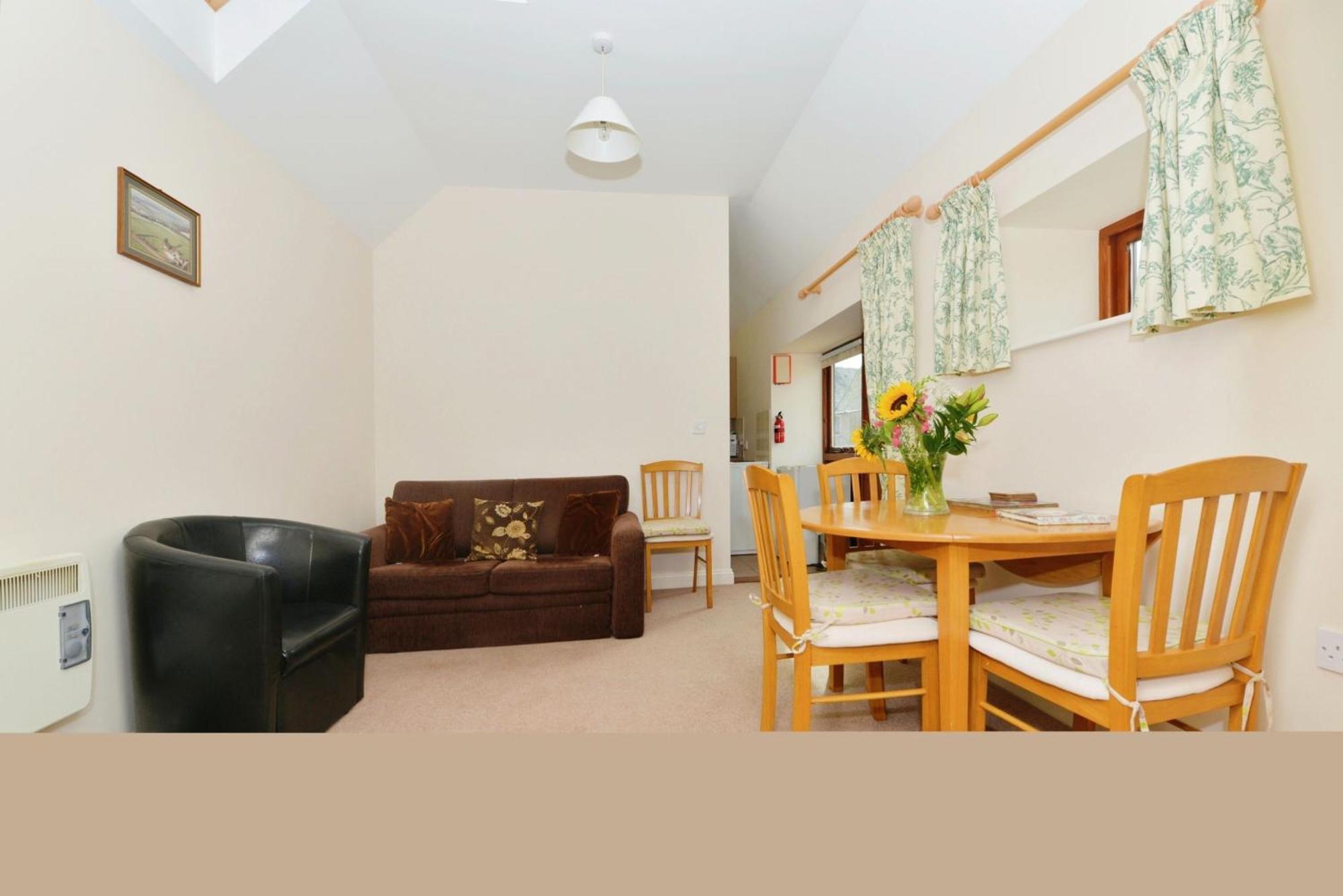 Willows Calbourne Exterior photo